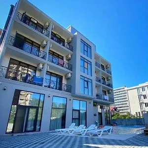 Hotel Tesa, Gonio