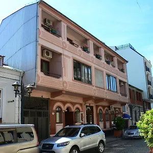 Globus Hostel